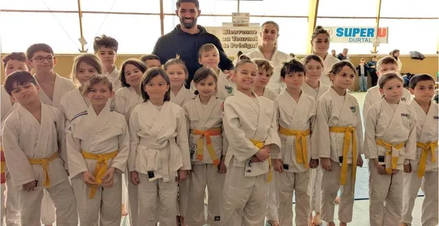 photo  des éveils aux minimes, les jeunes judokas de changé sont arrivés en tête du classement.  &copy;  ml 