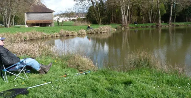 photo  « on trouve souvent plus de pêcheurs que de preneurs de poissons », dixit le proverbe…  &copy;  le maine libre 