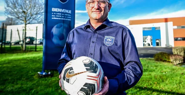 photo  frédéric davy, président du district de la sarthe.  &copy;  archives le maine libre - yvon loué 