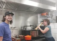 photo  la cuisine a été entièrement refaite par axel et manon. 