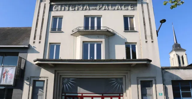 photo  le cinéma le palace tel qu’on peut le voir sur les bords de loire est une réalisation de l’entreprise bellati.  &copy;  archives co 