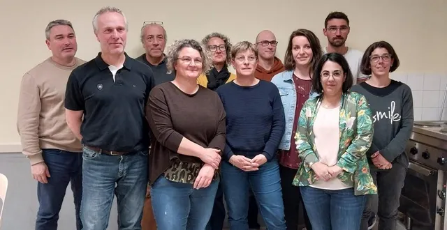 photo  le conseil municipal au complet. de gauche à droite : david dias, olivier pougnard, stéphane pougnard, sophie brossard, sandrine plazer constant, séverine brisson, rémi gaufichon, abaelle droussé, landry léau, laura geoffrion, adeline legeay.  &copy;  co 