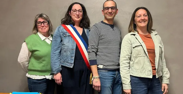 photo  eugénie revaud, chloé boisson, jérôme poirault et karine sauvêtre.  &copy;  co 