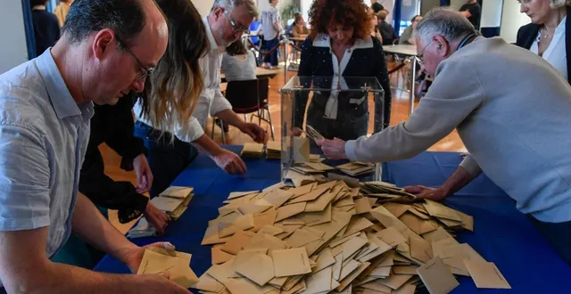 photo  un maire qui s’enferme dans son bureau avec l’urne, sans aucun contrôle extérieur sur le dépouillement, est un motif d’annulation de l’élection, selon un avocat spécialisé contacté par le maine libre.  &copy;  archives courrier de l’ouest - laurent combet 
