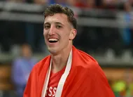 photo  le suisse simon ehammer a battu le record du monde de l’heptathlon. 