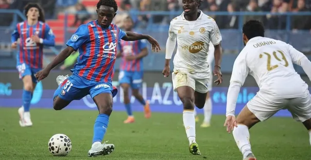 photo  josue kimboma s’est démené dans l’entrejeu.  &copy;  charles bury / ouest-france 