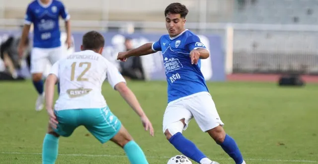 photo  zourab sopromadze et l’us avranches n’ont toujours pas marqué.  &copy;  archives jean-louis rault 