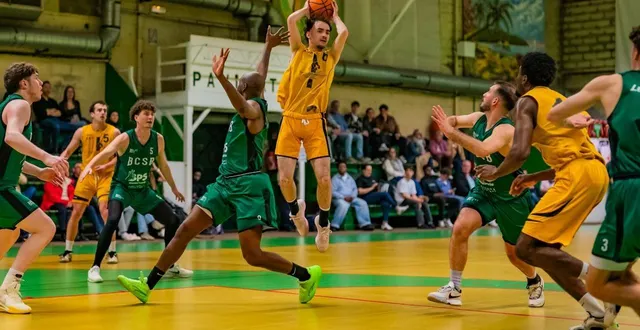 photo  dans un match important pour le maintien en nm3, les pavinois se sont imposés.  &copy;  arnaud despelchain 