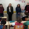 photo  présentation des étudiantes dans la classe des ce1-ce2. de gauche à droite : léonie levy, natasha fournier, athénaïs gonzales et marjorie valfin. 