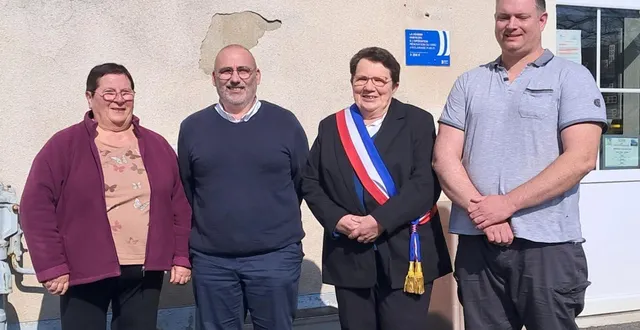 photo  éveline françois, thierry launay, lydia robineau et mickaël gascogne.  &copy;  le maine libre 