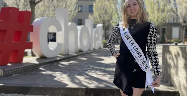 photo  cholet, place rougé, jeudi 19 mars. jenifer merlet espère désormais remporter le titre national de miss diva, dont l’élection aura lieu en octobre prochain.  &copy;  co – fabien leduc 