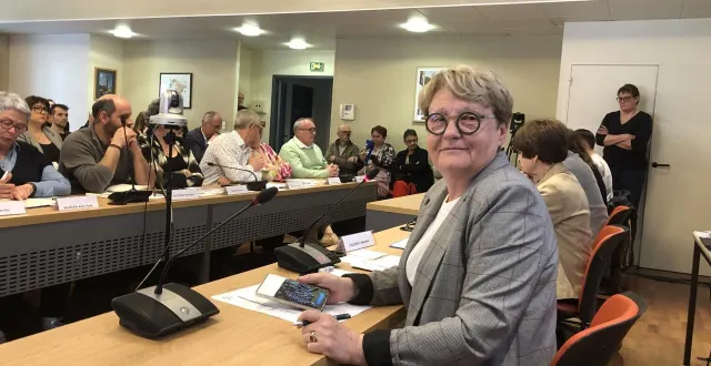 photo  il s’agit du 2e mandat de geneviève coquereau en tant que maire de segré-en-anjou-bleu.  &copy;  co - mhm 