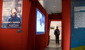 photo cinéma  rendez-vous ce mardi 24 mars de 18 h à 22 h pour une visite à la lampe de poche 