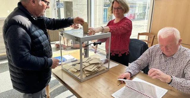photo  à midi ce dimanche 22 mars 2026, 26,59 % des électeurs sarthois concernés par le second tour des élections municipales ont déjà voté.  &copy;  ouest-france 