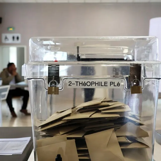 L’urne du bureau de vote n° 2 à Théophile-Plé, ce dimanche 22 mars 2026, à Sablé-sur-Sarthe. Ouest-France photo l’urne du bureau de vote n° 2 à théophile-plé, ce dimanche 22 mars 2026, à sablé-sur-sarthe. © ouest-france