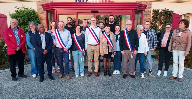 photo  le conseil municipal de lombron s’est installé vendredi 20 mars.  &copy;  le maine libre 