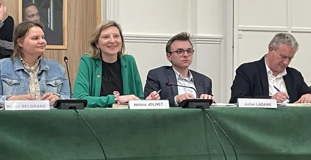 photo  frédéric leveillé, julian ladame, hélène jolivet et manon belgrand ont siégé vendredi 20 mars. christophe alligné avait donné pouvoir.  &copy;  ouest-france 