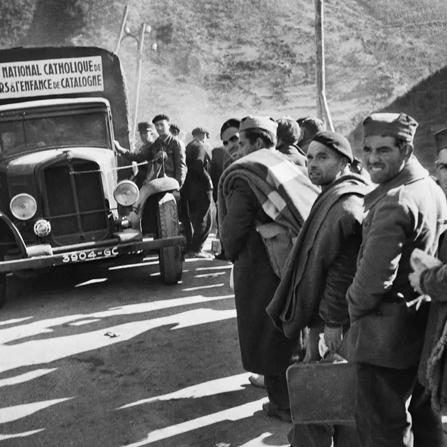 En hommage aux 90 ans de la Guerre civile d’Espagne, l’exposition des photos de Philippe Gaussot, à découvrir à Cosmopolis pendant le Festival du cinéma espagnol de Nantes. Philippe Gaussot photo en hommage aux 90 ans de la guerre civile d’espagne, l’exposition des photos de philippe gaussot, à découvrir à cosmopolis pendant le festival du cinéma espagnol de nantes. © philippe gaussot