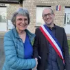 photo  sylvie gaillard, la maire sortante, et sylvain legros, le nouveau maire d’héloup. 
