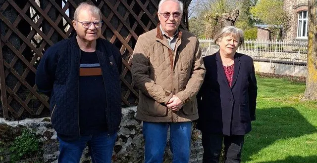 photo  de gauche à droite : pierre gouédard, 1er adjoint, philippe croteau, maire, bernadette molino-espinosa, 2e adjointe.  &copy;  ouest-france 