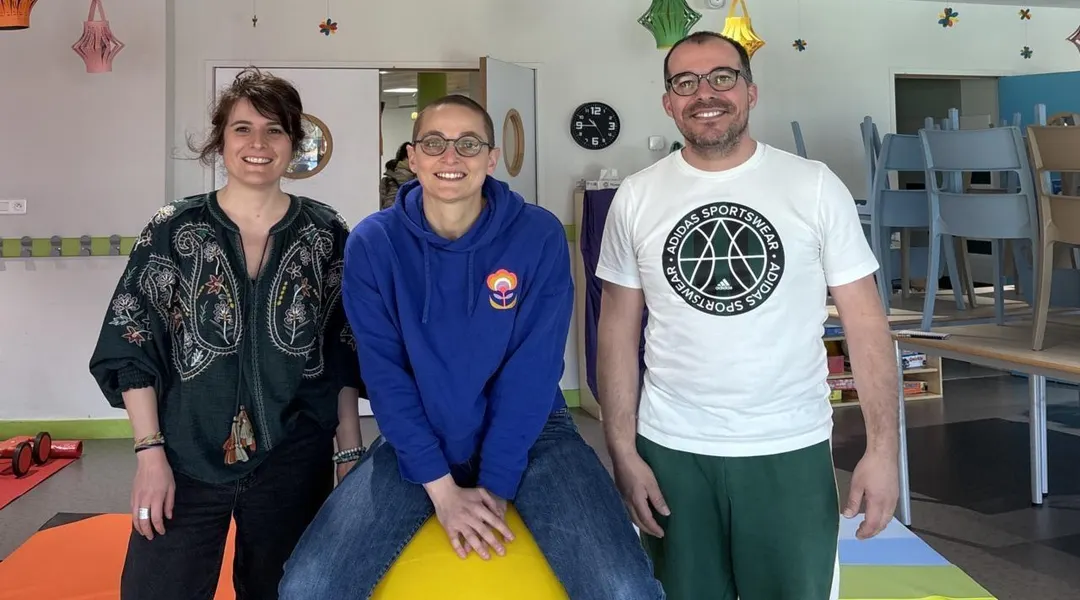 La Séguinière. Toddlers in search of balance