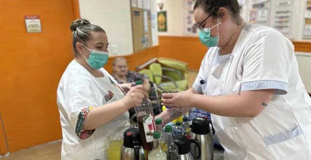 photo  la neuvième édition de la semaine des métiers de l’accompagnement et du soin s’est déroulée notamment à l’ehpad de fresnay-sur-sarthe.  &copy;  le maine libre 