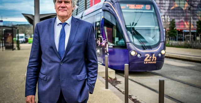 photo  stéphane le foll est maire du mans depuis 2018. il entame ce lundi 23 mars 2026 un nouveau mandat.  &copy;  photo le maine libre - yvon loué 