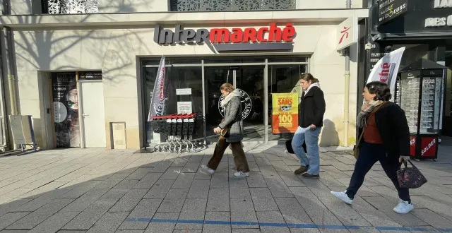 photo  l’intermarché express, boulevard du maréchal-foch à angers, a ouvert le 3 décembre 2025.  &copy;  ouest-france 
