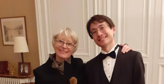 photo  le sopraniste xavier truong-fallai et la pianiste catherine vijoux-deltombe seront en concert au château du martreil le 29 mars.  &copy;  hélène de romans 