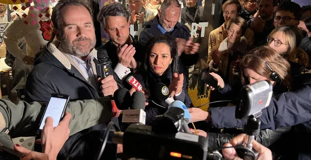 photo  le sourire est un peu crispé, chez foulques chombart de lauwe, hier soir, peu après l’annonce des résultats. mais il a gagné ses galons de nouveau patron de la droite nantaise après une campagne au cours de laquelle il a fait trembler la gauche locale.  &copy;  christian meas 