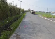 photo  un accident entre deux cars scolaires qui transportaient des jeunes âgés de 12 à 17 ans s’est produit ce lundi matin 23 mars à chazé-sur-argos dans le nord-ouest du maine-et-loire. la collision a eu lieu sur la route départementale 73 au carrefour entre la route vers loiré et celle vers le louroux-béconnais. 