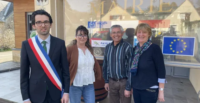 photo  jérôme prémartin et ses trois adjoints ce dimanche 22 mars 2026 lors du conseil municipal d’installation, à la mairie de mareil-sur-loir.  &copy;  le maine libre - louis gohin 