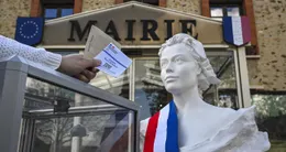 Info insolite  charles hittler, maire sortant sans étiquette de la petite ville d’arcis-sur-aube, a été réélu dimanche 23 mars 