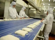 photo  avec le rachat de panamar bakery en espagne, bridor (filiale du groupe le duff) devient le leader mondial de la boulangerie industrielle surgelée. ici l’usine de servon-sur-vilaine (35). 
