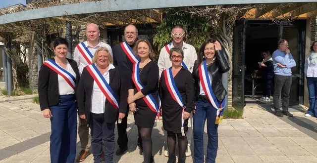 photo  les maires déléguées des huit communes qui constituent les hauts-d’anjou. de gauche à droite : élodie tessier, rodolphe bordron, rachel santenac, gérard hostier, marie-laure templé, tony briand, christelle buron et véronique langlais.  &copy;  mairie des hauts-d’anjou 