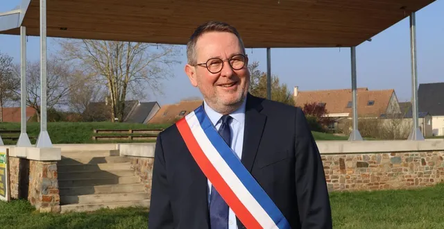 photo  yves-marie hervé, le maire sortant, a été élu sans surprise  &copy;  ouest-france 