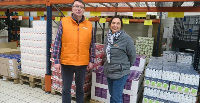 photo  dominique bousser, lucie rioul-robert et les bénévoles mettent tout en œuvre pour pallier l’augmentation de la précarité.  &copy;  ouest-france 