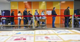 photo  photo denis lambert - le maine-libre le mans - le 15�mars 2026 �lections municipales 2026 ambiance de vote 