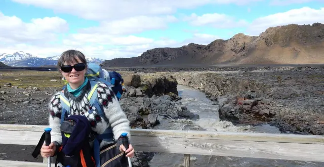 photo  nathalie caillibot voue une passion pour l’islande, sa culture et ses paysages. elle a accompli la fameuse grande randonnée, le laugavegur à deux reprises.  &copy;  n. caillibot 