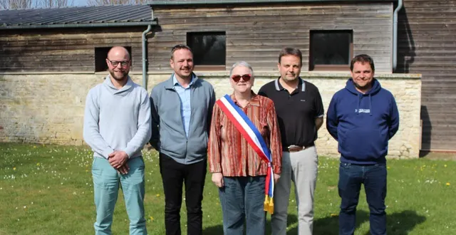 photo  évelyne domet, maire de boischampré, entourée des maires délégués. de gauche à droite : florian papin (maire délégué de marcei), jérôme bourguignon (maire délégué de saint-christophe le jajolet), grégoire léger (maire délégué de vrigny) et guillaume boschet (maire délégué de saint-loyer-des-champs).  &copy;  ouest-france 