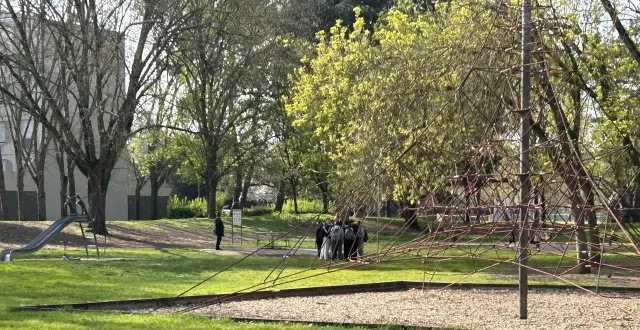photo  dans le quartier de la roseraie, à angers (maine-et-loire), peu d’électeurs se sont déplacés pour les élections municipales.  &copy;  ouest-france 