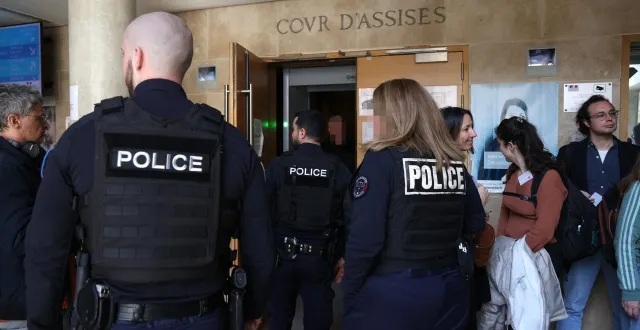 photo  un important dispositif de sécurité encadre le procès d’un double assassinat, sur fond de trafic de stupéfiants, qui s’est ouvert ce lundi à aix-en-provence.  &copy;  photopqr/la provence/maxppp 