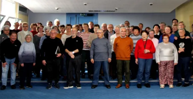 photo  la chorale arpèges répète pour être prête le 12 avril.  &copy;  co 