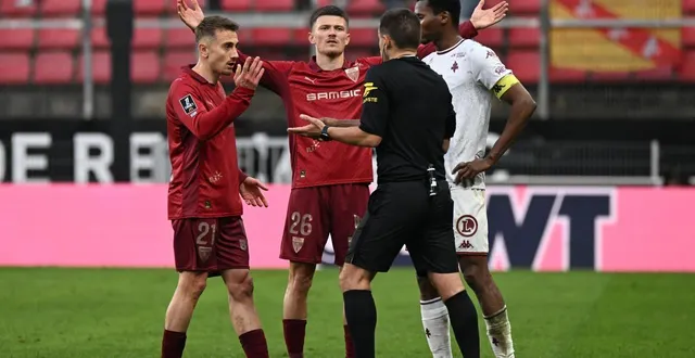 photo  valentin rongier, quentin merlin et les rennais sont restés impuissants face à metz.  &copy;  thomas brégardis / ouest-france 