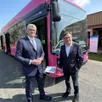 photo  rorthais, lundi 23 mars 2026. jean-marie fiévet (à g.) et gérard leseul ont pris le pouls de l’usine heuliez bus afin de nourrir leurs réflexions sur la décarbonation des poids lourds. 