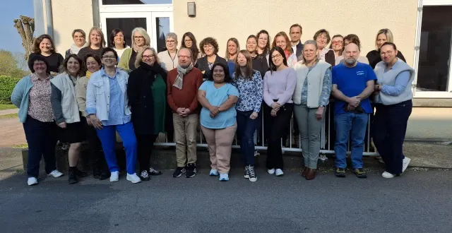 photo  les animateurs en gérontologie du département venu assister à la réunion du collectif animation sociale 79.  &copy;  co-angèle nivol 