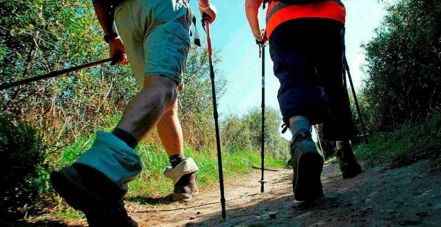 photo  le fast-hiking, nouvelle tendance de faire de la randonnée en accélérant le pas.  &copy;  archives 