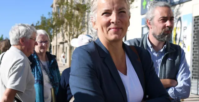 photo  delphine batho regrette l’absence d eprise en charge des frais de propagande par l’état dans les communes de moins de 1 000 habitants.  &copy;  co - marie delage 