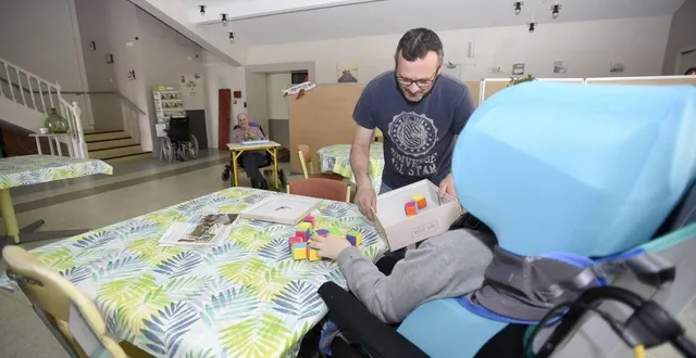 photo  les offres d’emploi en intérim, en cdd et en cdi, sont nombreuses et variées dans le secteur du social et du médico-social.  &copy;  archives co – marie delage 