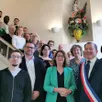 photo la nouvelle équipe du conseil municipal, 22 élus de la majorité et 5 de l’opposition a pris la pose à l’issue de son installation officielle samedi matin à la salle richefeu.